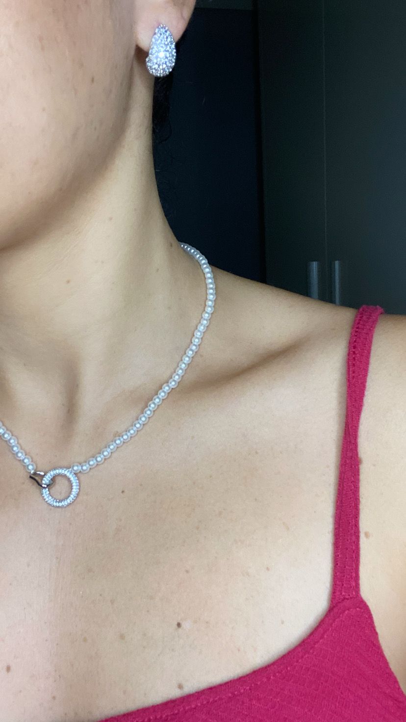 Colar de Perola com pingente redondo